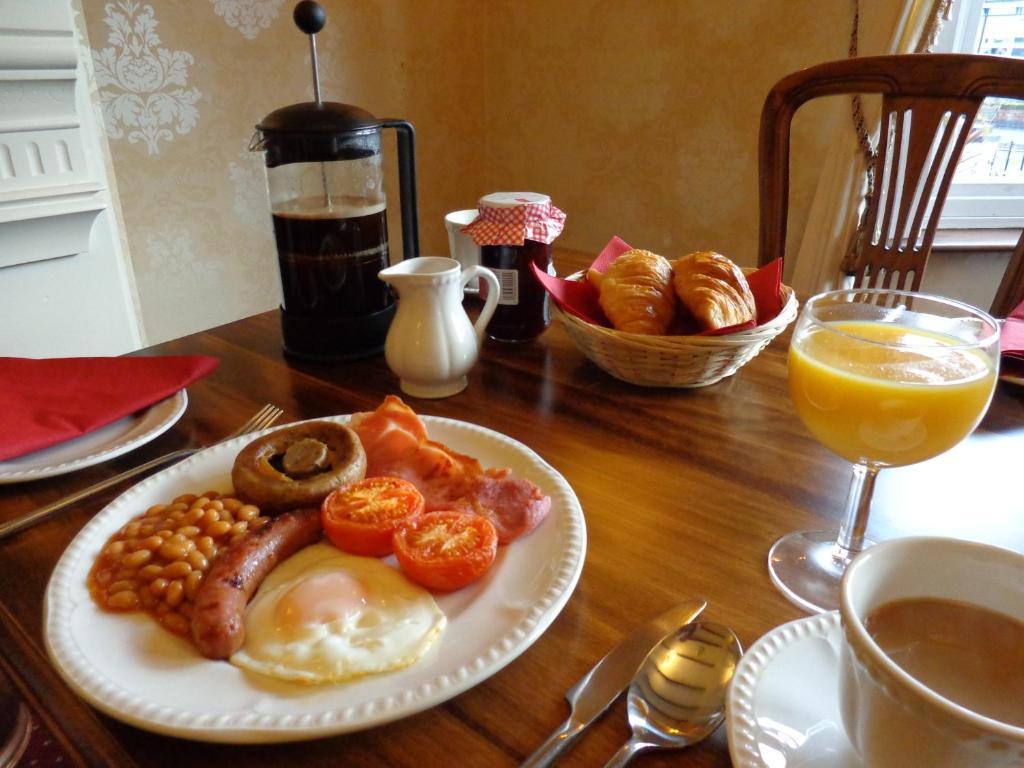 The Aidan Guest House Stratford-upon-Avon Bagian luar foto